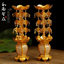 The Buddhas Taoist Supplies Buddha Hall is decorated with a pendulum piece for the Buddhas Guanyin chaemiao and a single branch of the Golden Lantern lantern.