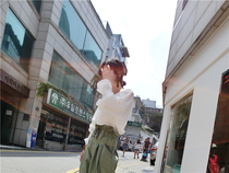 BORAKOO Korea East Gate Spring Simple White V-neck Ruffle Lantern Sleeves