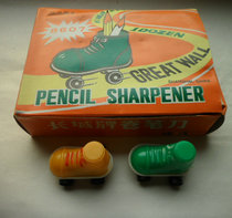 Nostalgic old stock Great Wall brand Pencil sharpener Pencil sharpener Roller skates