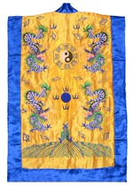 Taoist costumes Taoist costumes yellow vests sleeveless robes