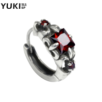 YUKI mens 925 silver earrings single European and American tide earrings earrings earring button temperament girls ears earring lovers