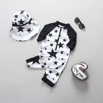  New childrens black and white star one-piece swimsuit Boys baby sunscreen surfing suit Swimsuit pants set two-piece set