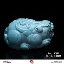 The first production-Zhao Wenjins work turquoise white jelly material Antique Little Beast