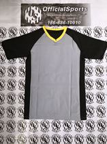 The latest FIBA uniform has a short whistle buckle at the neckline.