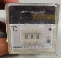 Special clearance original Omron thermostat E5C3-WR20K color picture spot can be shipped on the same day