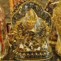 Nepals red copper gilt gold giant Buddha statue red copper gilt gold gold high 50cm