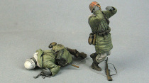 1:35 resin man (2 people) T47