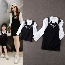 Parent-child wear 2022 spring and autumn new trendy Korean version of mother and daughter wear denim skirt suspender skirt long-sleeved shirt two-piece suit