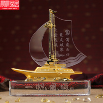 Year of the Ox souvenir custom company anniversary opening gift crystal boat sailing sailing office ornaments
