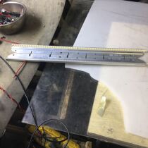 Measure the original LG 42LE5300-CA light bar 3660L-0353A 3660L-0352A set price measure