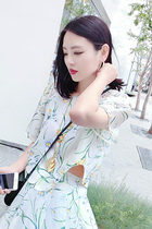 (LAMOBO exclusive @ special) imported orchid printed organza rework solid embroidered irregular blouses