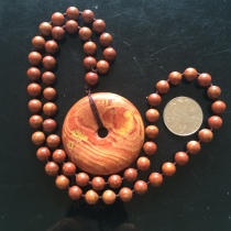 Surabaya stone-needle safety buckle necklace Surabaya floating stone Ping An buckle necklace with red and yellow intern and green buckle necklace