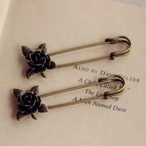 Creative personality retro forest three-dimensional rose rose flower brooch Large pin collar needle literary small gift gift