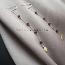 TYUSHA purple natural purple tooth black Garnet imported 14K gold gold gold leaf ear wire earrings