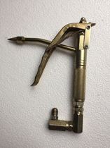 Pneumatic grease gun High pressure oiler Oiler High pressure pneumatic universal grease gun Oiler Grease gun
