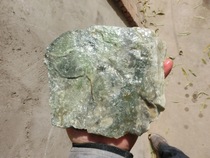 151161 jade raw material bare stone natural raw stone Qinghai Kunlun Jade Mountain material green jade 1 1kg
