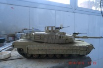 Tanomiya 35326 US M1A2 tank model surrogata