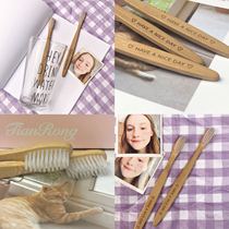 * Luna girl*Self-customized have a nice day toothbrush Get up every day to be in a good mood