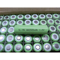 Head-head NI-MH 1 2V AA 5 Number of 2500MAH rechargeable batteries can be booked for battery pack charging