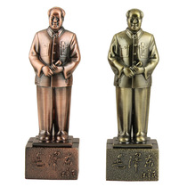 Chairman Maos bronze statue Mao Zedongs full body standing statue office desk set up a home town house