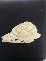 French 20-century colostrum breast-brooch-specific elegant antique artwork