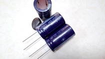 Japanese native nichicon Nikon 35v 3300UF 35v Fever electrolytic capacitor old version Bakelite seal