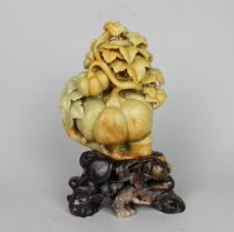 South Golden Melon Seal Door Yellow Fine Whole Natural Green Fields Stone Engraving Pendulum Pieces Pure Craft New Products Master Fruits Tireu Play Through