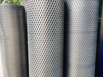 Galvanized flattened galvanized steel mesh diamond mesh stretch mesh stretch mesh iron plate mesh 10*20 holes