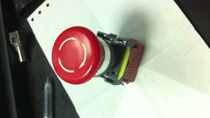 Emergency button emergency stop switch opening 22MM normally open