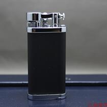 Japan Ill Corona Crown Lighter pipe lighter 64-9211c black silver barley pattern