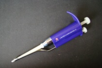 Shanghai Qiujing 3 type five-speed adjustable pipette pipette gun purple various specifications