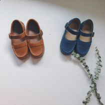 The city of beautiful girls baby cowhide shoes autumn new childrens shoes retro foreign atmosphere adjustment sticky buckle