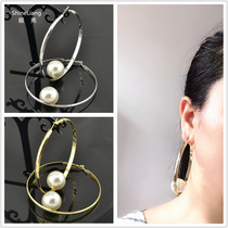 Ear clip without ear hole female European and American fashion personality Super ring ring ring Korean nightclub exaggerated pearl ear ring jewelry
