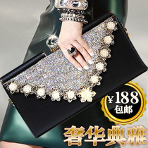 Diamond-set handbag V-shaped clutch trendy bridal clutch Fashion leather dress bag Banquet bag Dinner bag