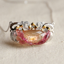 Unique BeSeal Pendant Necklace Lock Bone Chain 18K Gold Diamond Inlay Weight 5 83 gr