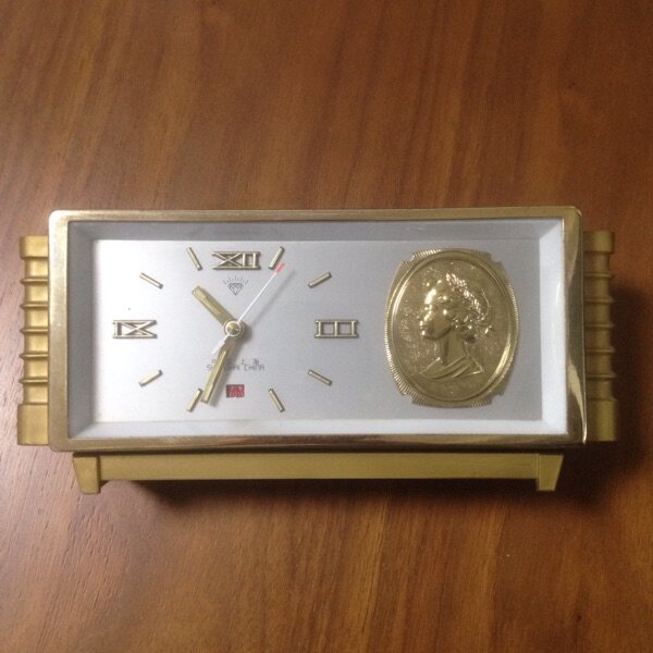 The old objects of nostalgia in the 1980s diamond brand mechanical alarm alarm all - copper movement old clock can be used normally