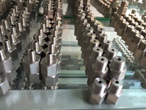 Pressure gauge conversion joint m20X1 5M14X1 5 turns 1 minute 2 points 3 18X1 18X1 5M10X1 meter table joint