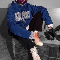 No longer have to worry about my mother letting me wear autumn pants-fleece stuffy black trousers straight