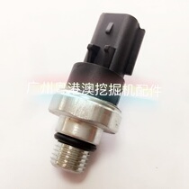 Excavator Komatsu PC200 210 240-8 oil pressure sensor oil pan sensor 4076930