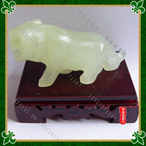 Xiuyu green stone carving 12 zodiac rat Cow Tiger Rabbit Dragon Snake Horse sheep monkey chicken Dog Pig ornaments send base