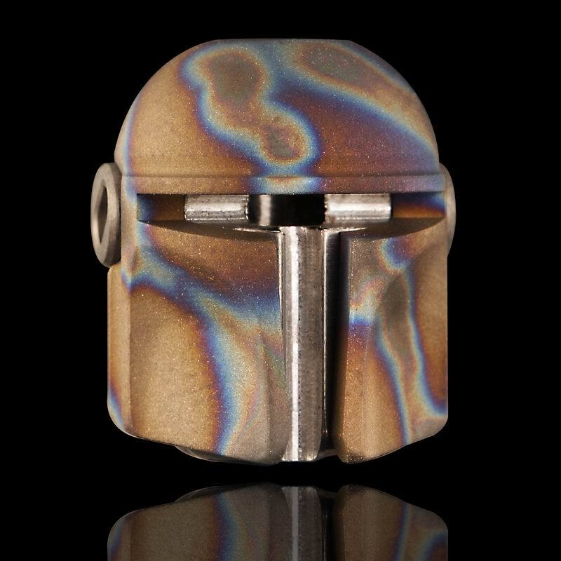 Metalgrowl Mandalorian Titanium Alloy Bracelet Pendant Connector Necklace Clasp Glow Tube Pendant Star Wars
