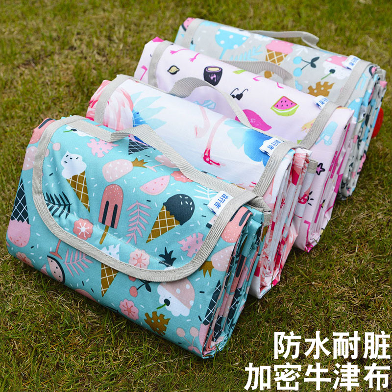 Outdoor portable waterproof beach mat picnic mat spring outing mat camping picnic mat lawn picnic cloth moisture-proof mat