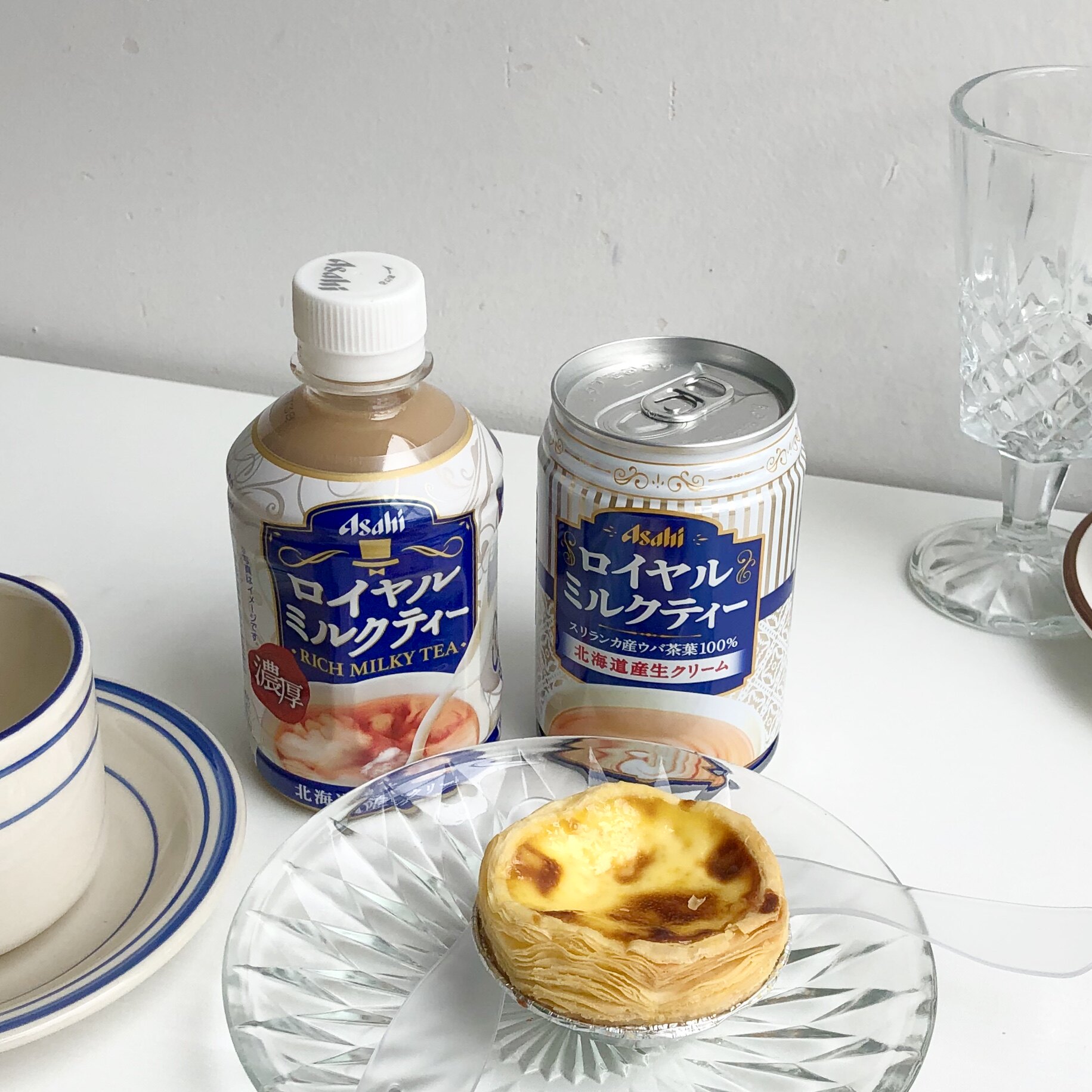 Japan ASAHI Asahi Hokkaido Thick Royal Milk Milk Tea Drink 280ml bottle