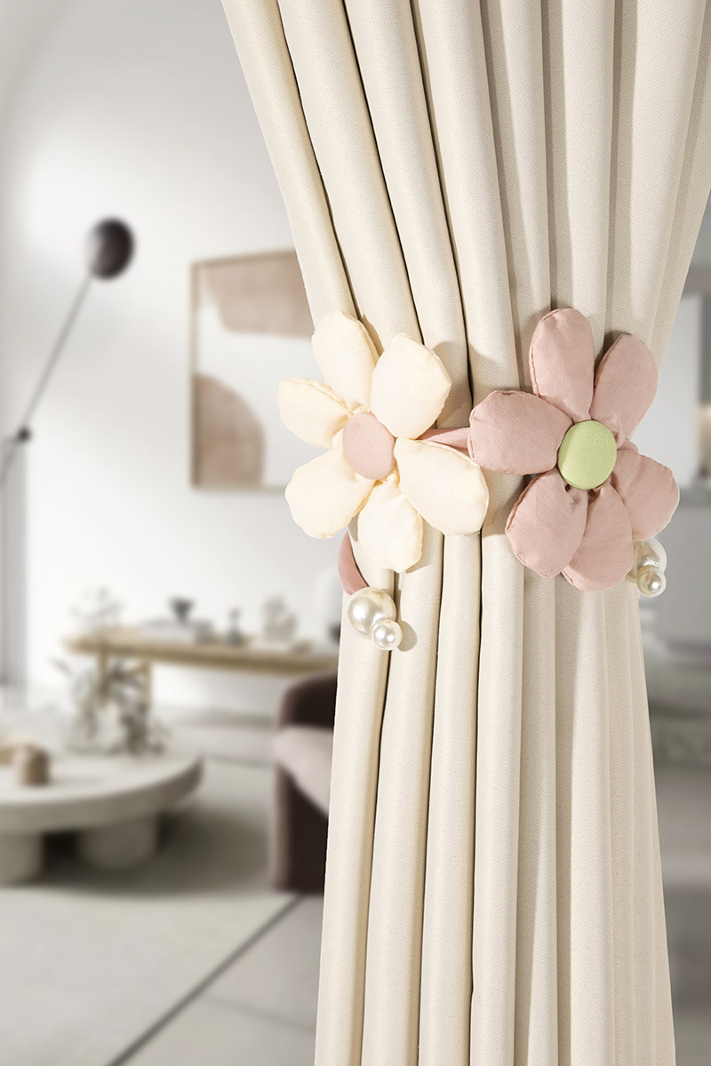 Minimalist modern INS wind children's house cloth art flower adorable curtain strap decoration with sweet and long live