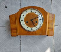 Sanwu brand 30-day all-copper gear movement mechanical table clock produced by Shanghai Clock Factory in June 1971