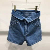 Dongdaemun 2020 Summer Korean new simple pocket flanging high waist short jeans Joker fashion hot pants