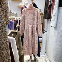 2021 autumn and winter New Square Collar fashion Korea East Gate pleated corduroy floral long sleeve dress female long