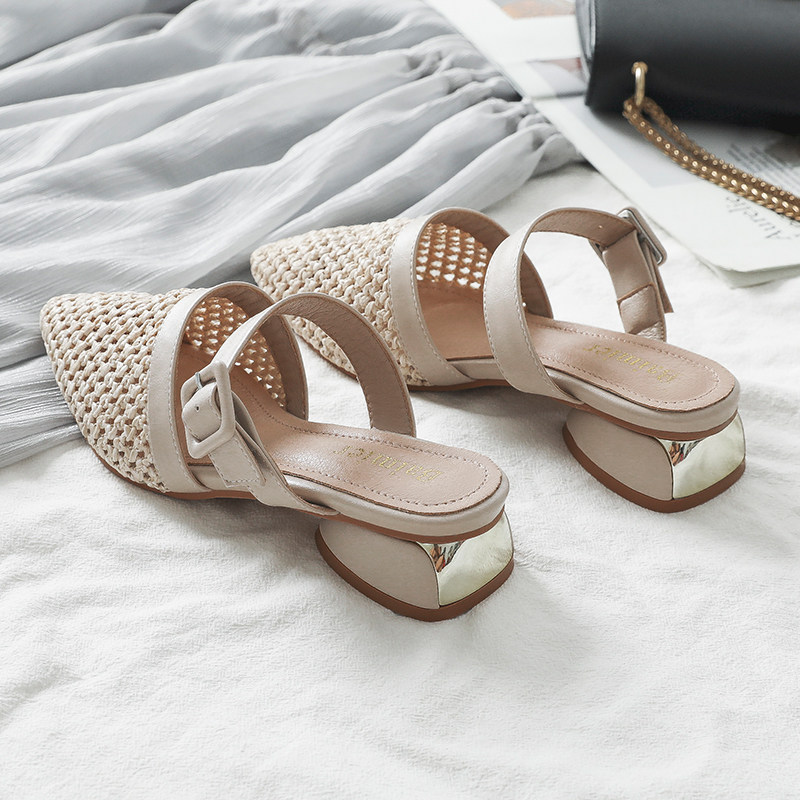 2022 Spring new hollowed-out Baotou sandal women's coarse heels net red fashion outwear 100 hitch Mueller semi-slippers women