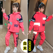 Girls spring clothing sports suit 2022 new CUHK childrens clothes online red ocean gas trendy spring and autumn two sets