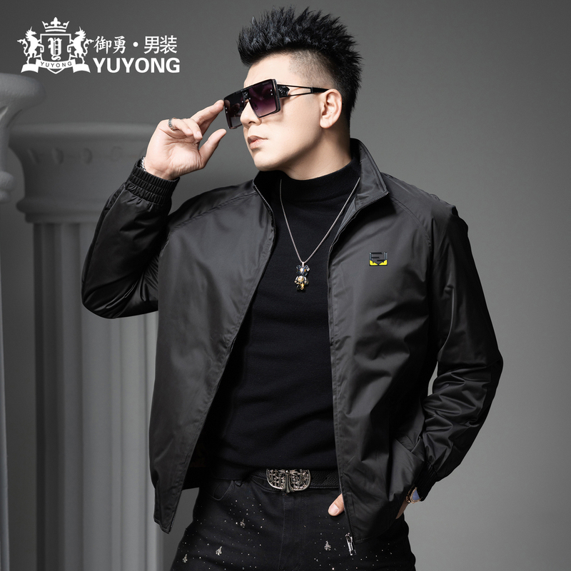 European Trendy Brand Badge Stand-Up Collar Jacket for Men 2026 New Autumn and Winter Windproof Warm Large Size Men's Jacket